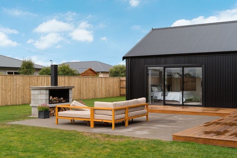 Photo of property in 16 Fantail Avenue, Carterton, 5713