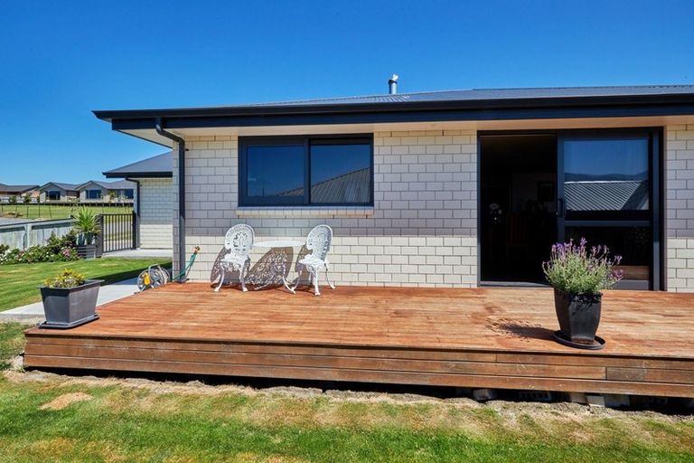 Photo of property in 6 Tauhou Place, Kaikoura, 7300