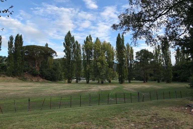 Photo of property in 44 Kinloch Road, Kinloch, Taupo, 3377