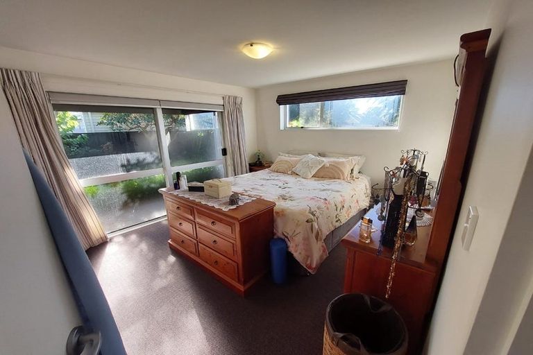 Photo of property in 11 Kennedys Bush Road, Halswell, Christchurch, 8025