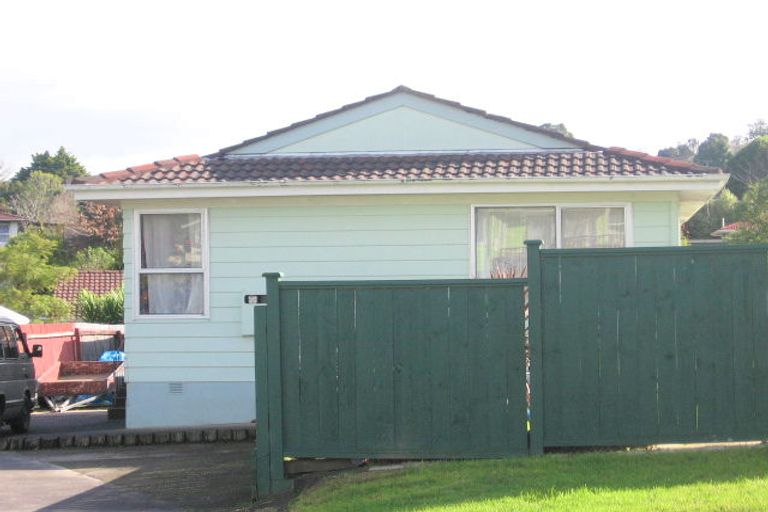 Photo of property in 29 Zita Maria Drive, Massey, Auckland, 0614