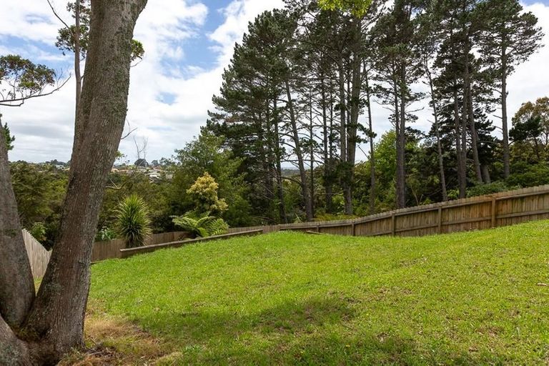 Photo of property in 247 Glamorgan Drive, Torbay, Auckland, 0630