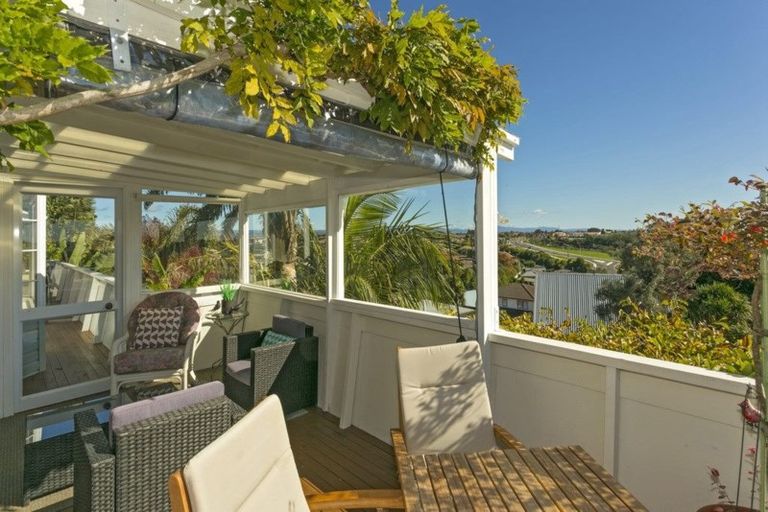 Photo of property in 9 Te Arawa Place, Welcome Bay, Tauranga, 3112