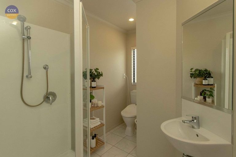 Photo of property in 16a Burness Road, Greenmeadows, Napier, 4112