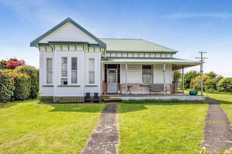 Photo of property in 64 Conway Road, Eltham, 4322