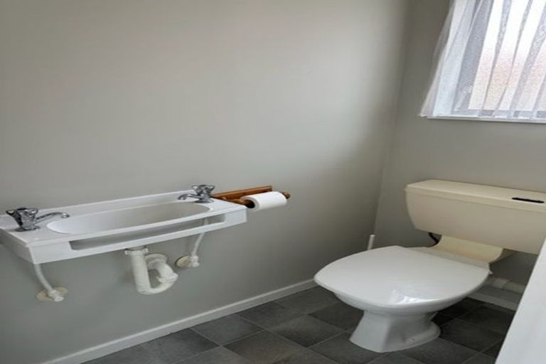 Photo of property in 3/64 Wakefield Street, Alicetown, Lower Hutt, 5010