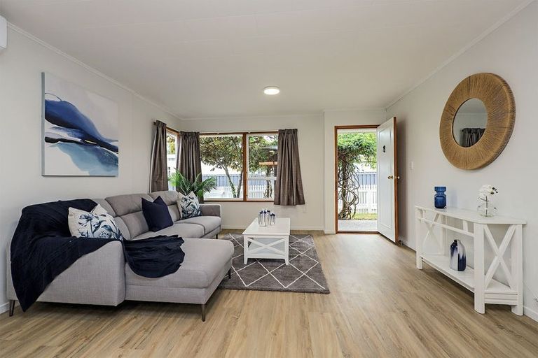 Photo of property in 2/707 York Street, Mahora, Hastings, 4120