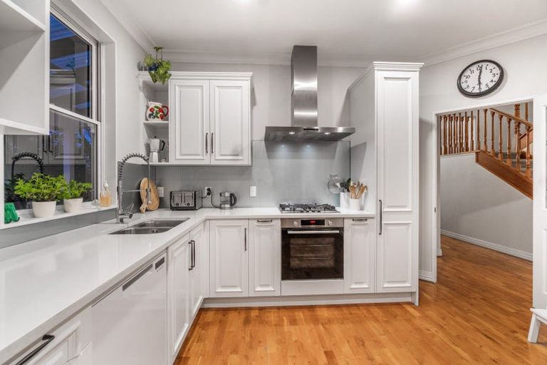 Photo of property in 43b Stanley Road, Stanley Point, Auckland, 0624