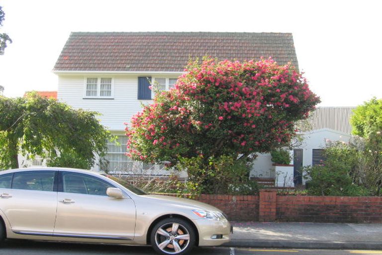 Photo of property in 2 Military Road, Boulcott, Lower Hutt, 5010