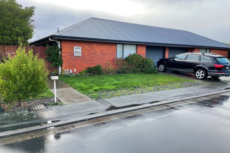 Photo of property in 8 Clinton Lane, Woolston, Christchurch, 8062