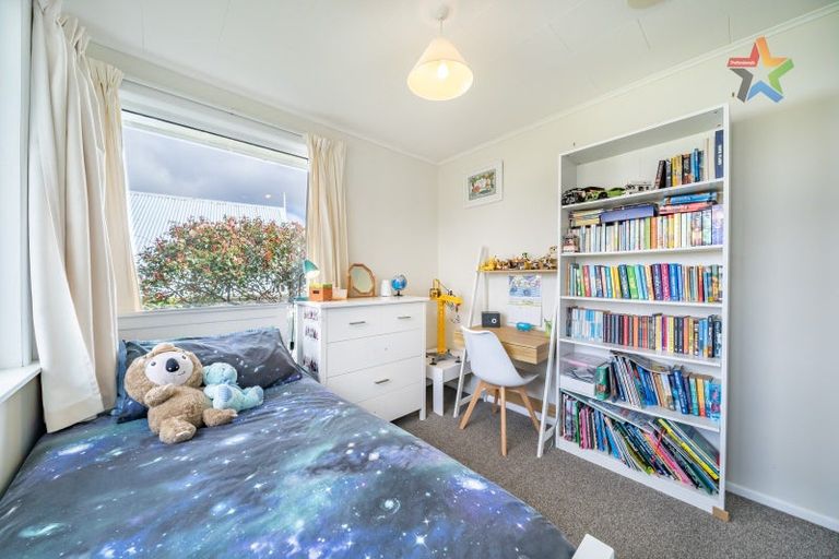 Photo of property in 63 Gurney Road, Kelson, Lower Hutt, 5010