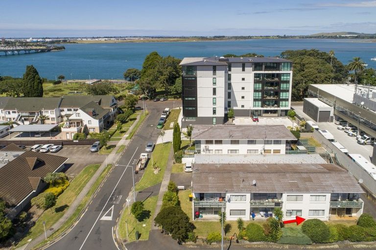 Photo of property in 5/16 Park Street, Tauranga, 3110