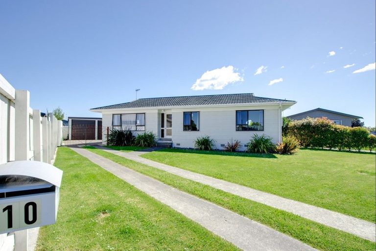Photo of property in 10 Glamorgan Avenue, Tamatea, Napier, 4112