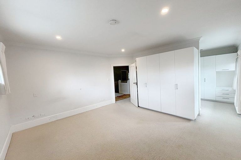 Photo of property in 82 Glandovey Road, Fendalton, Christchurch, 8052