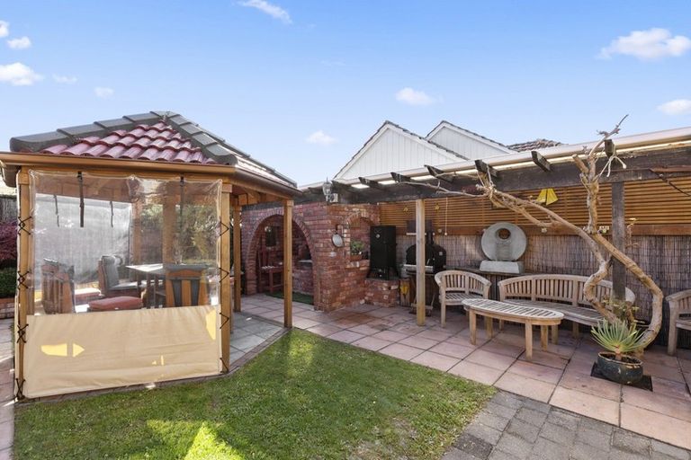 Photo of property in 93 Waiwhetu Road, Waterloo, Lower Hutt, 5011