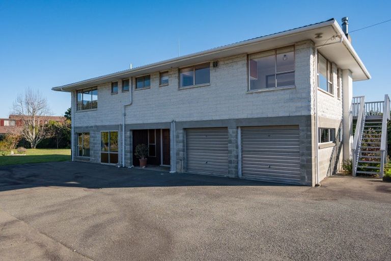 Photo of property in 2 Balmoral Place, Stoke, Nelson, 7011