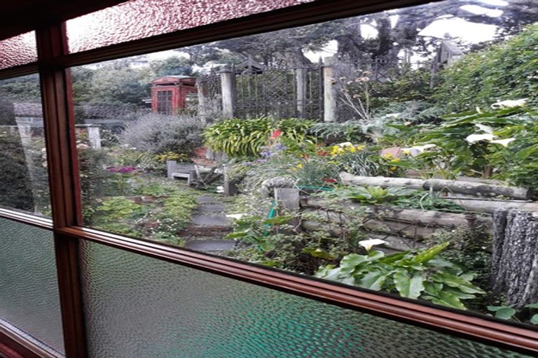 Photo of property in 25 Rodrigo Road, Kilbirnie, Wellington, 6022