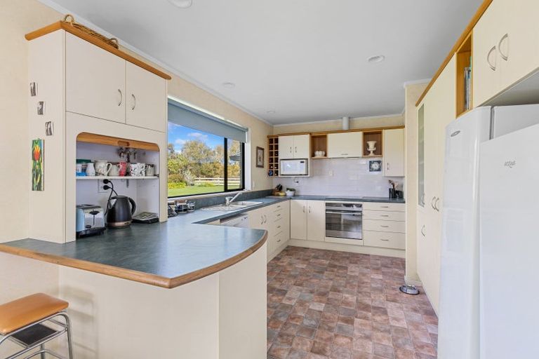 Photo of property in 205-233 Fitzherbert Road East, Aokautere, Palmerston North, 4471