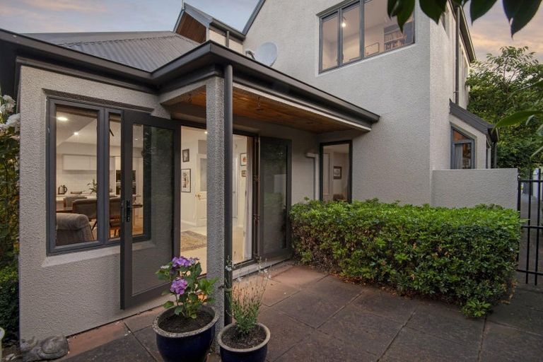 Photo of property in 90a Hinau Street, Castlecliff, Whanganui, 4501