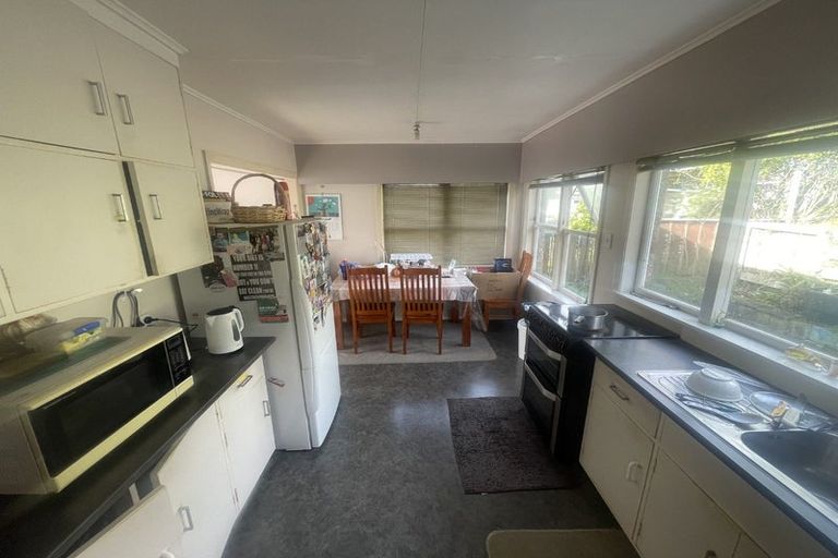 Photo of property in 204 Mungavin Avenue, Cannons Creek, Porirua, 5024