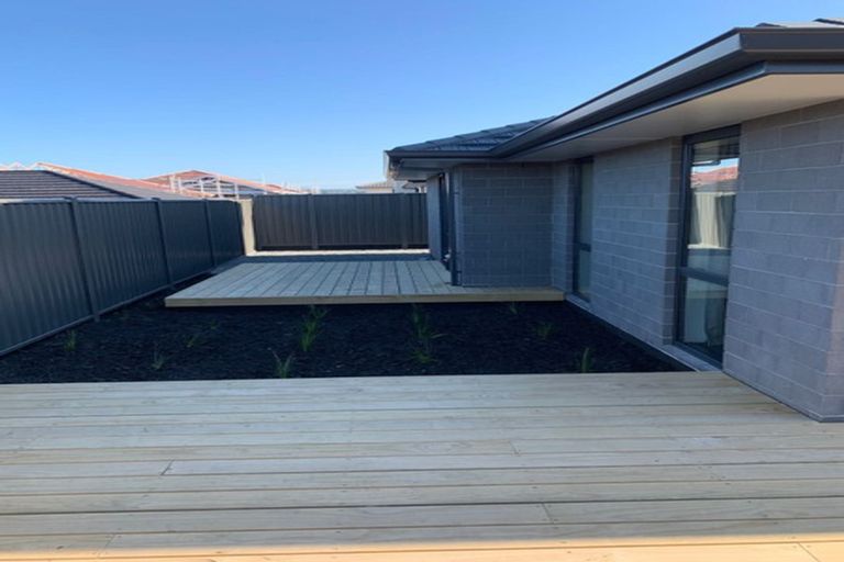 Photo of property in 9 Flack Street, Pyes Pa, Tauranga, 3112