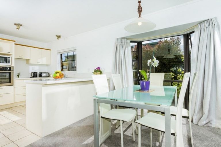 Photo of property in 1/97 Matipo Road, Mairangi Bay, Auckland, 0630