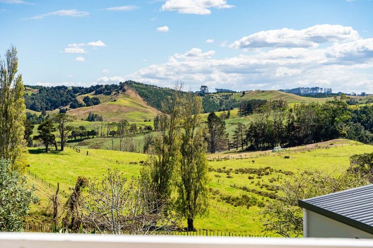 Photo of property in 46 Gorge Road, Maungaturoto, 0520