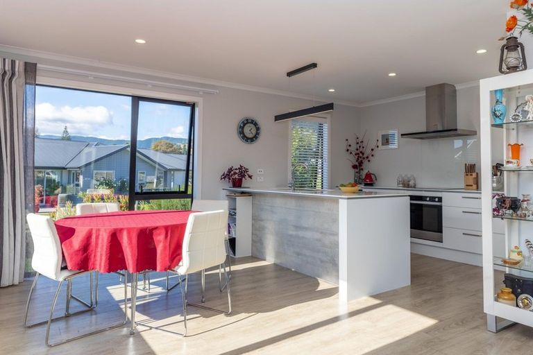 Photo of property in 10 Tarn Close, Richmond, 7020