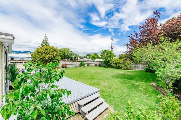 Photo of property in 49 Donovan Road, Paraparaumu Beach, Paraparaumu, 5032