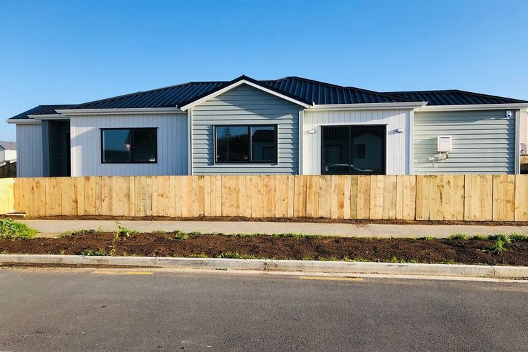 Photo of property in 82 Minhas Road, Papakura, 2110
