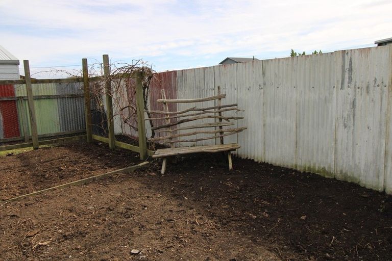 Photo of property in 13 Linklater Avenue, Foxton Beach, Foxton, 4815