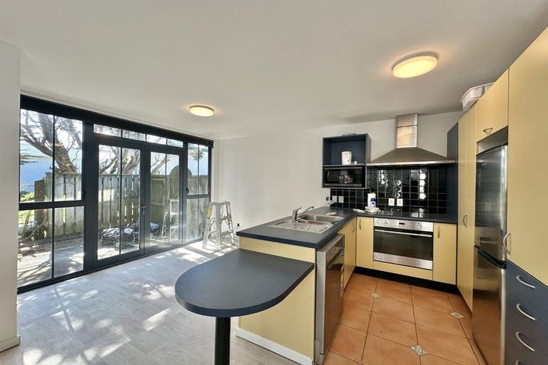 Photo of property in 22 Quebec Street, Kingston, Wellington, 6021