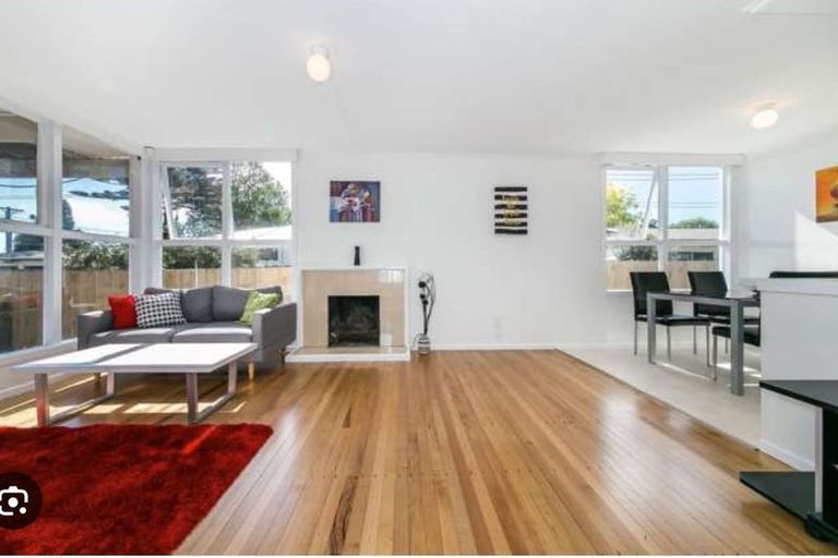Photo of property in 2/3 Vine Street, Mangere East, Auckland, 2024