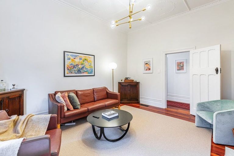 Photo of property in 262 Glengarry Road, Glen Eden, Auckland, 0602