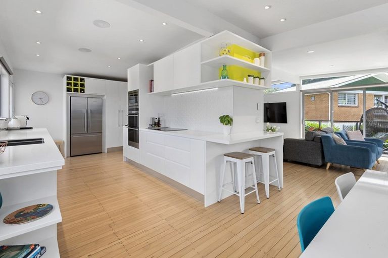 Photo of property in 14 Crawford Crescent, Te Kamo, Whangarei, 0112