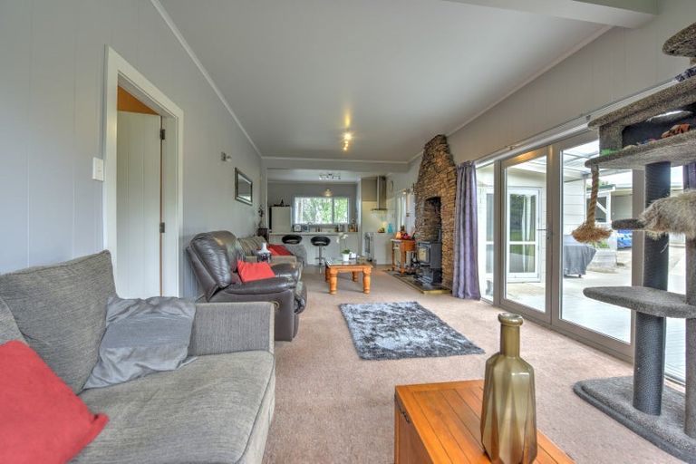 Photo of property in 127 Burnetts Hill Road, Waikoikoi, Gore, 9771