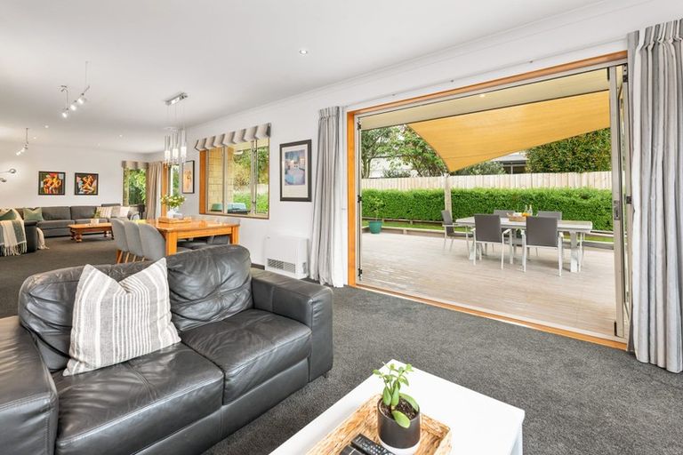 Photo of property in 23 Caulfield Place, Pukehangi, Rotorua, 3015