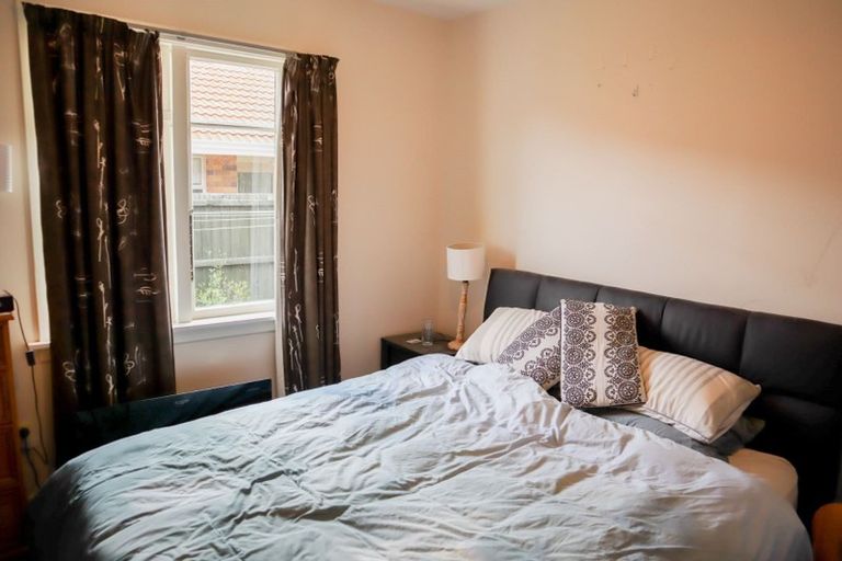 Photo of property in 6 Wittys Road, Avonhead, Christchurch, 8042