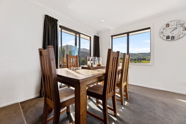 Photo of property in 18 Kens Lane, Sawyers Bay, Port Chalmers, 9023