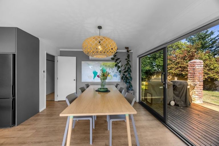 Photo of property in 13 Aeolus Place, Wanaka, 9305