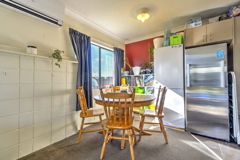 Photo of property in 129a Avalon Drive, Nawton, Hamilton, 3200