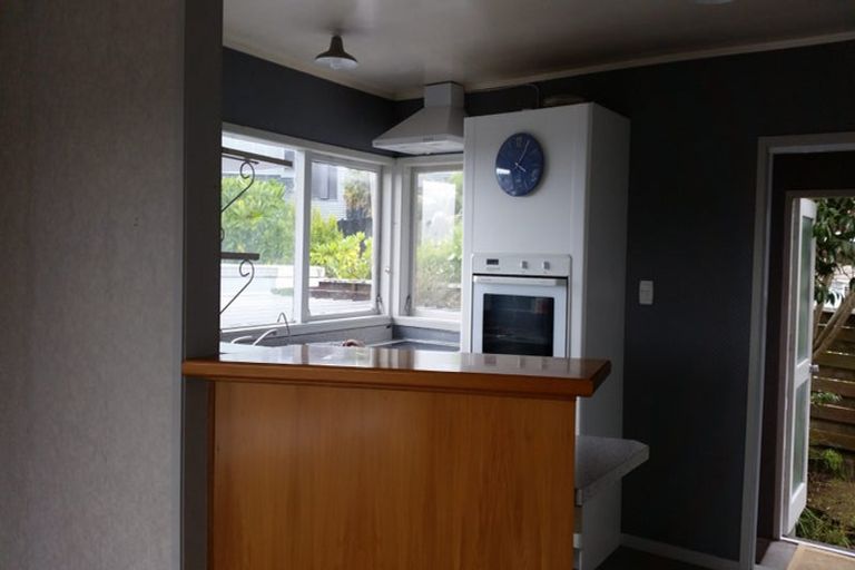 Photo of property in 2/7 Chilton Place, Howick, Auckland, 2014