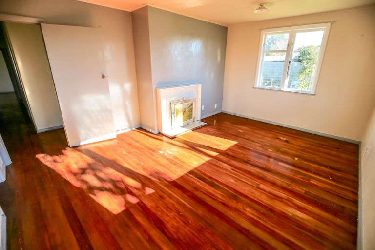 Photo of property in 10 Robert Grigg Place, Hamilton East, Hamilton, 3216