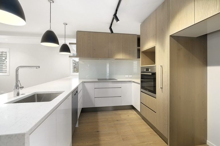 Photo of property in 2 Ashgrove Lane, Ashhurst, 4470