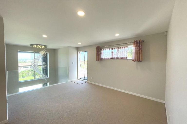Photo of property in 14a Bridge Avenue, Te Atatu South, Auckland, 0610