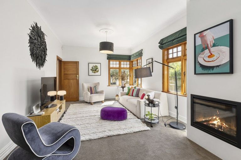 Photo of property in 57 Garden Road, Northland, Wellington, 6012