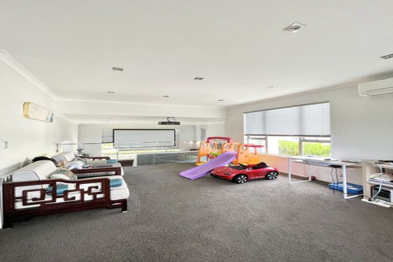 Photo of property in 68 Oakway Drive, Schnapper Rock, Auckland, 0632