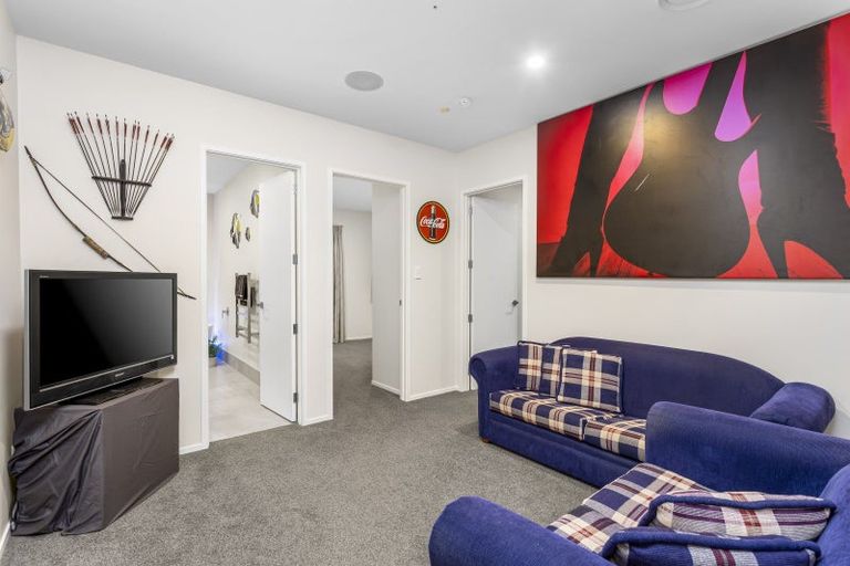 Photo of property in 9 Tauwaka Crescent, Riverhead, 0820