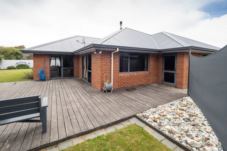 Photo of property in 3 Hight Place, Tinwald, Ashburton, 7700