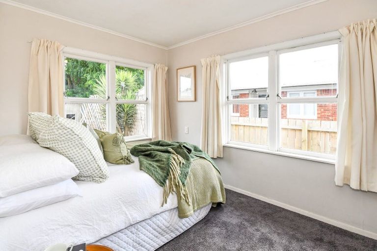 Photo of property in 1/45 Sutton Crescent, Papakura, 2110